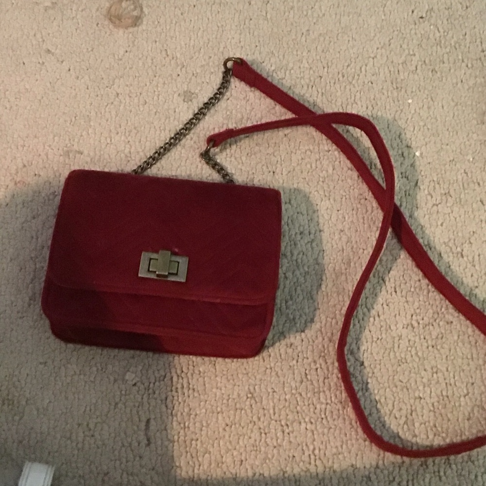 Art Class Red Crossbody Bag with Chain